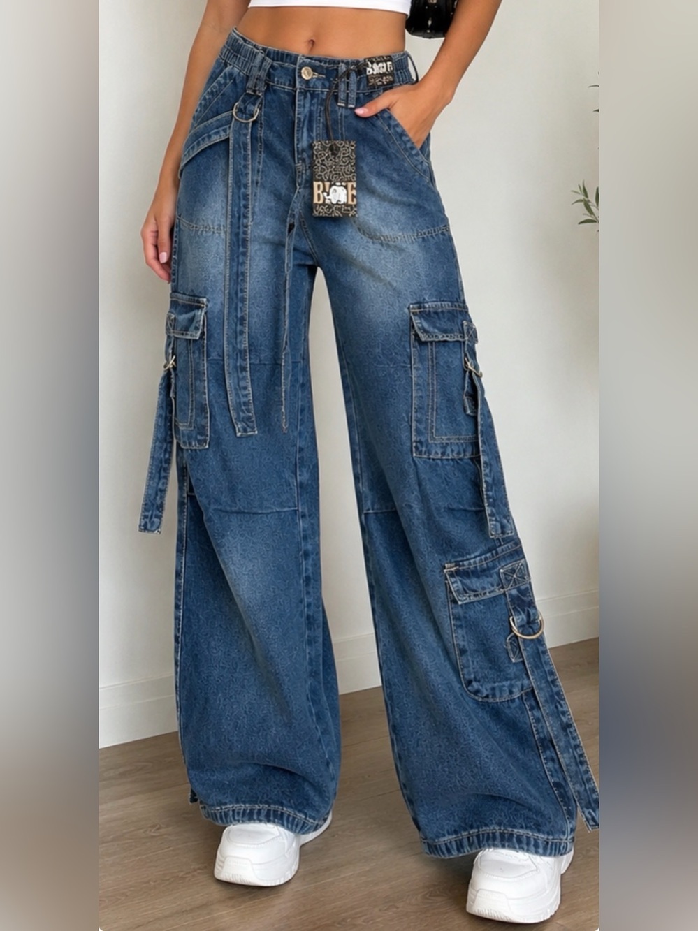 Blue Republic Wide-Leg Cargo Jeans with Straps Size Small